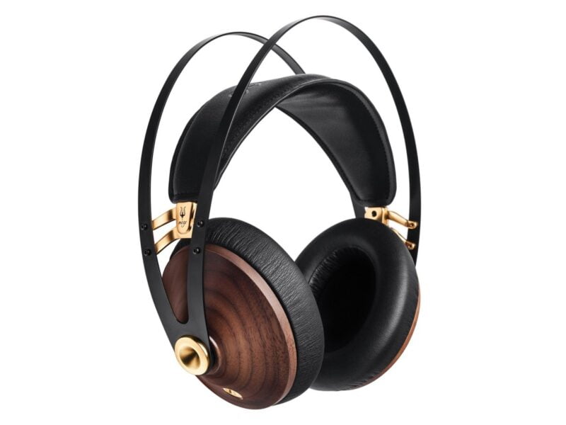 meze audio 99 classics closed cup headphones walnut gold a86139 1200x900 1